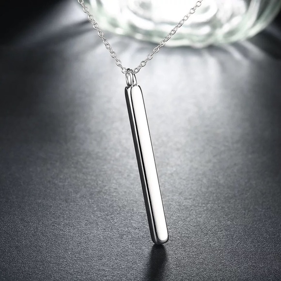 NIB Bar 925 sterling silver necklace - Picture 2 of 4